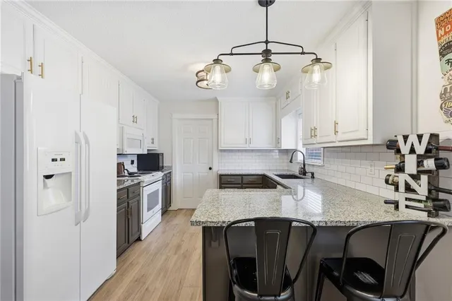 $469,900 | 1520 Woodland Way, Gainesville, GA 30501