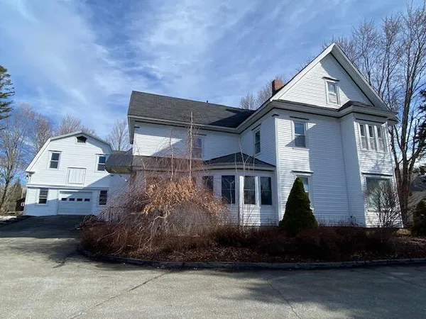 $164,900 | 114 Exchange Street, Ashland, ME 04732