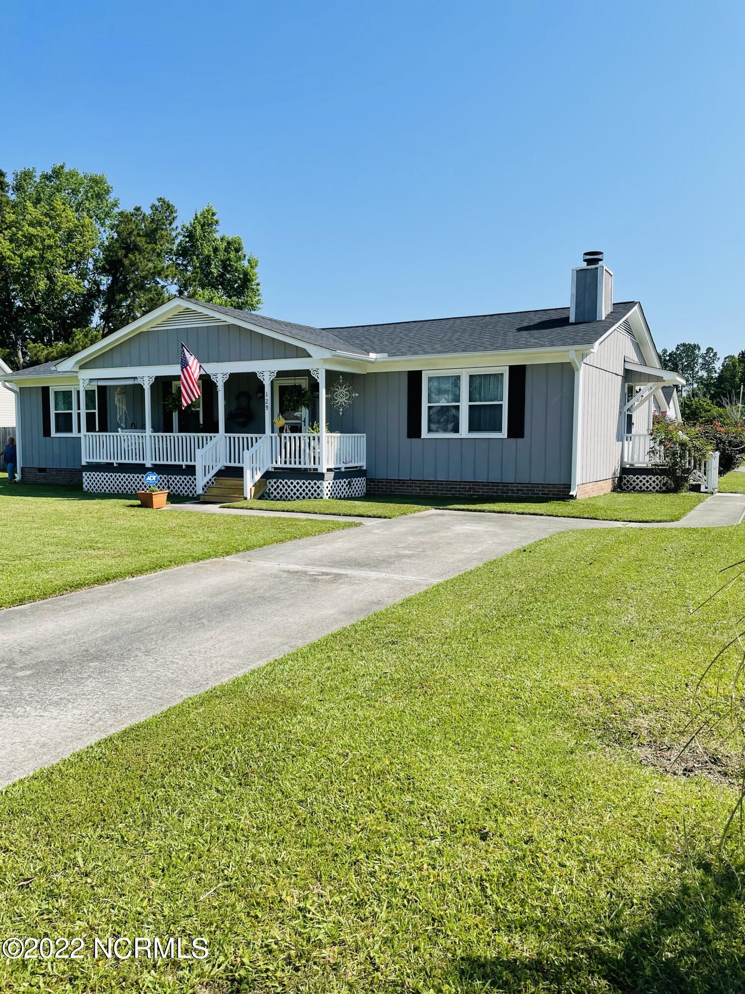 129 Ram Gate Road Castle Hayne, NC 28429 - Photo 2 of 39 IMG_1097
