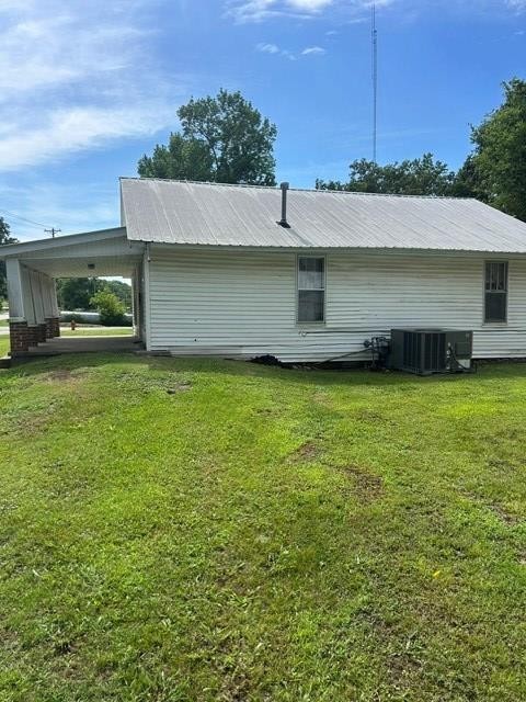 232 Natchez Trace Road Camden, TN 38320 - Photo 5 of 14