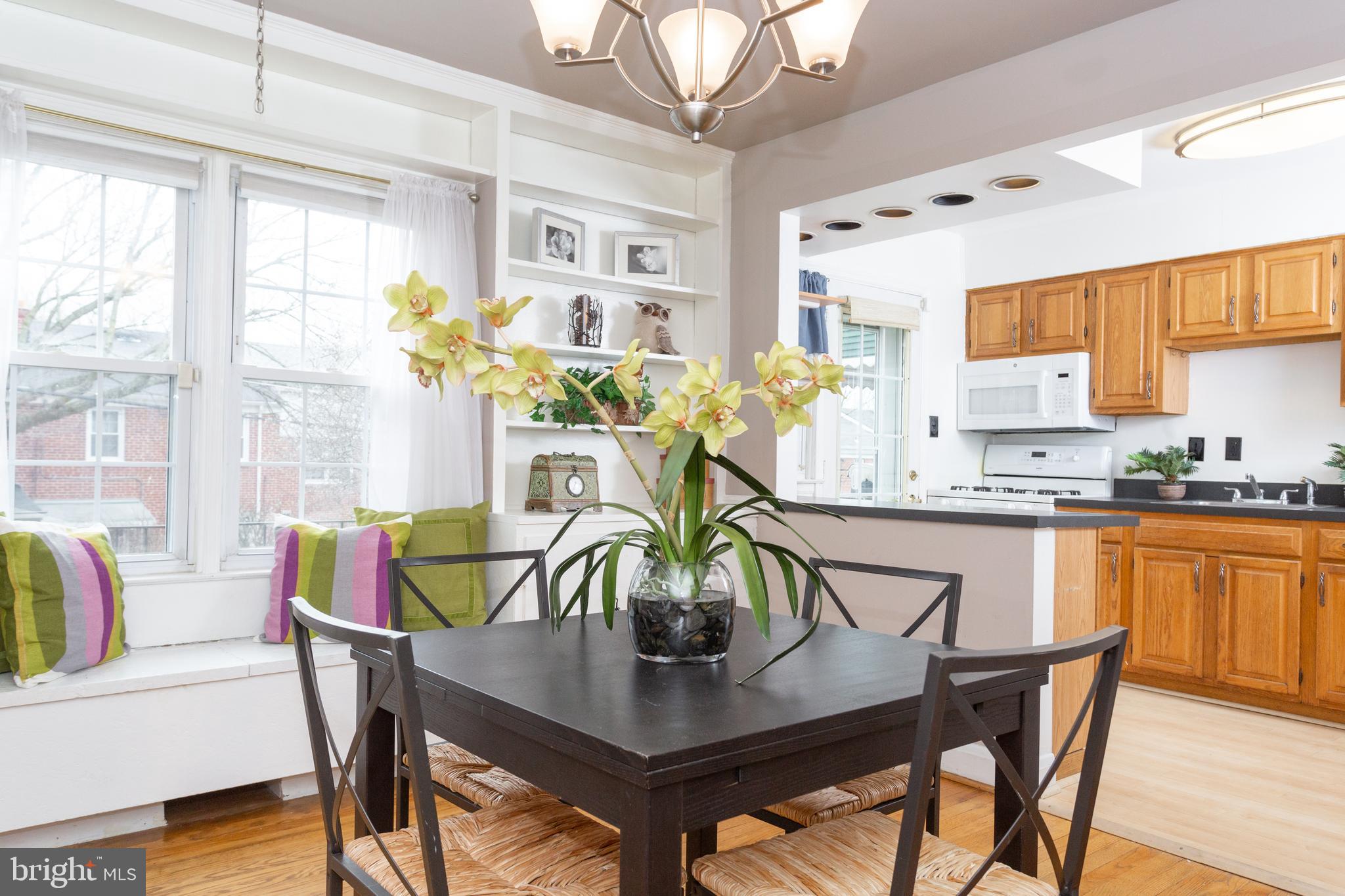 8133 Glen Gary Road Towson, MD 21286 - Photo 1 of 27 Dining Room to Kitchen