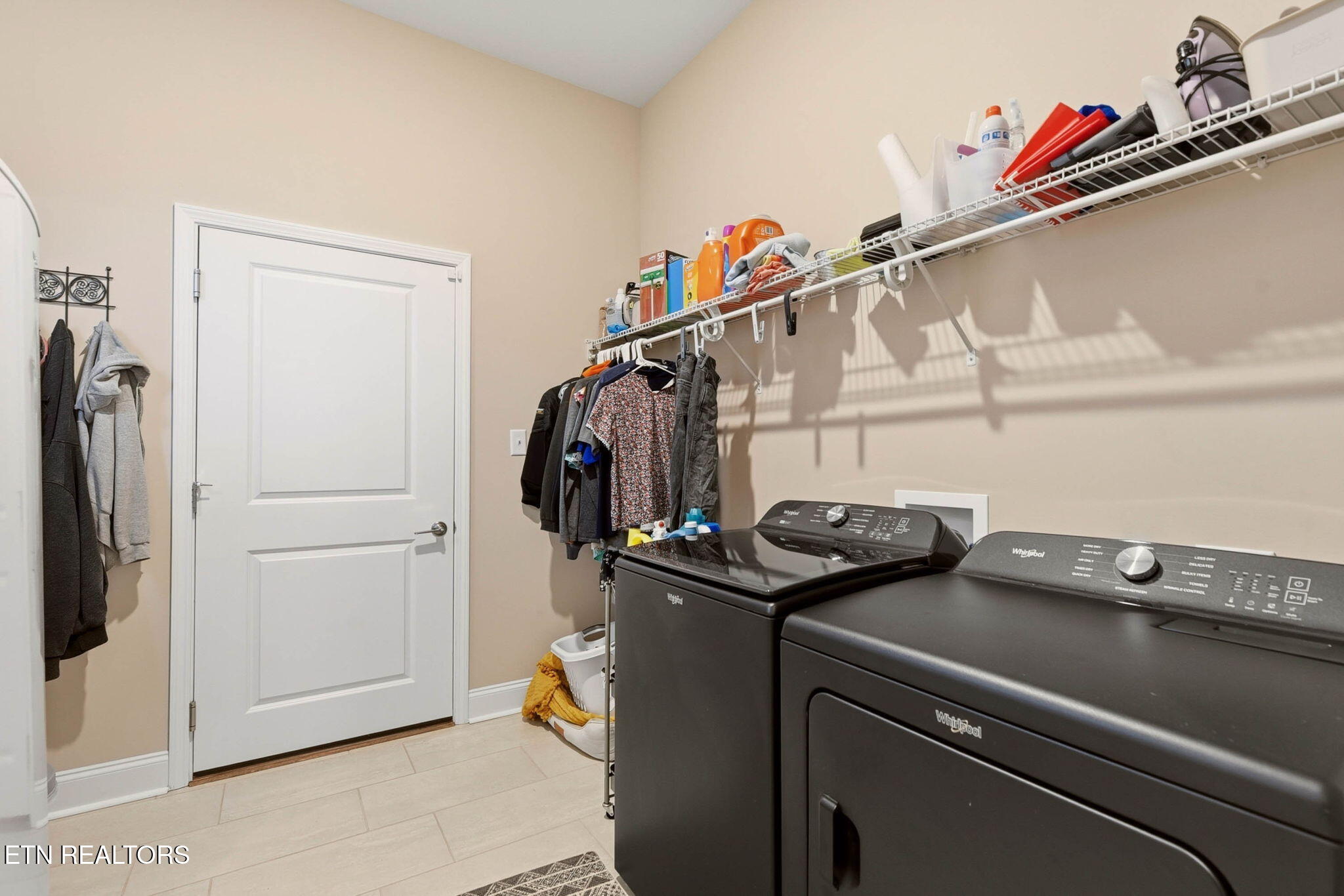 12142 Signal View Road Knoxville, TN 37932 - Photo 19 of 48 19-web-or-mls-SgnlVw12142 (104)