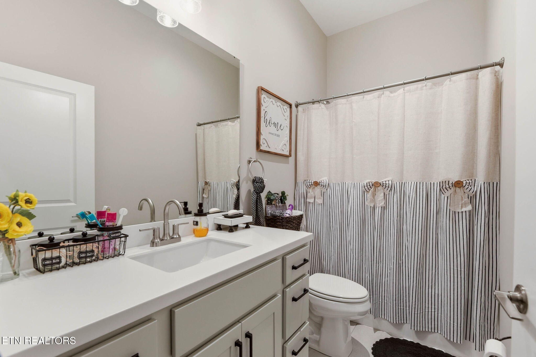 12142 Signal View Road Knoxville, TN 37932 - Photo 28 of 48 28-web-or-mls-SgnlVw12142 (41)