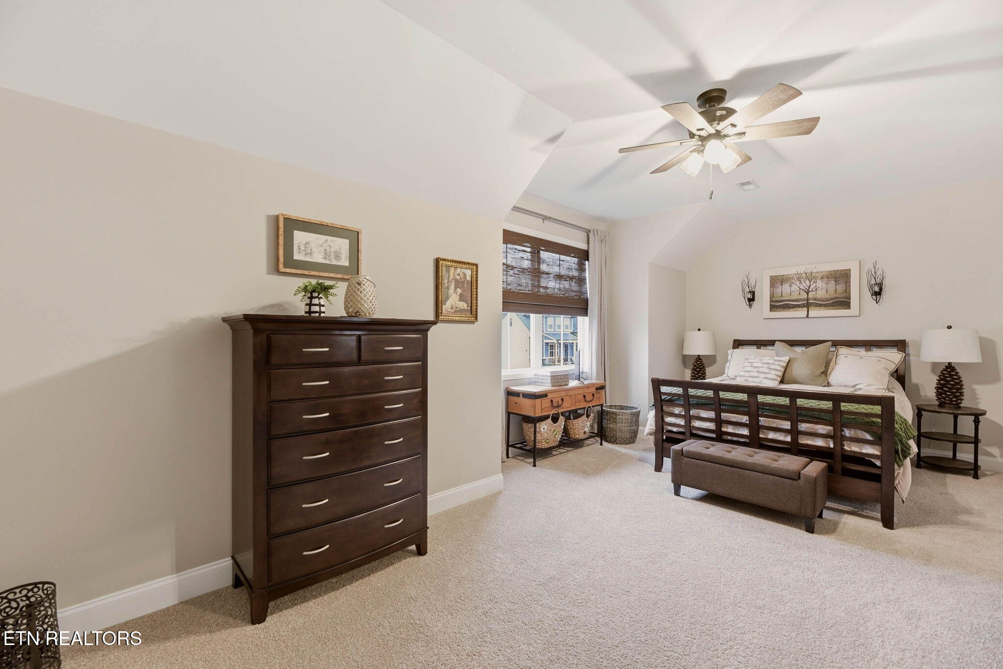 12142 Signal View Road Knoxville, TN 37932 - Photo 34 of 48 34-web-or-mls-SgnlVw12142 (125)