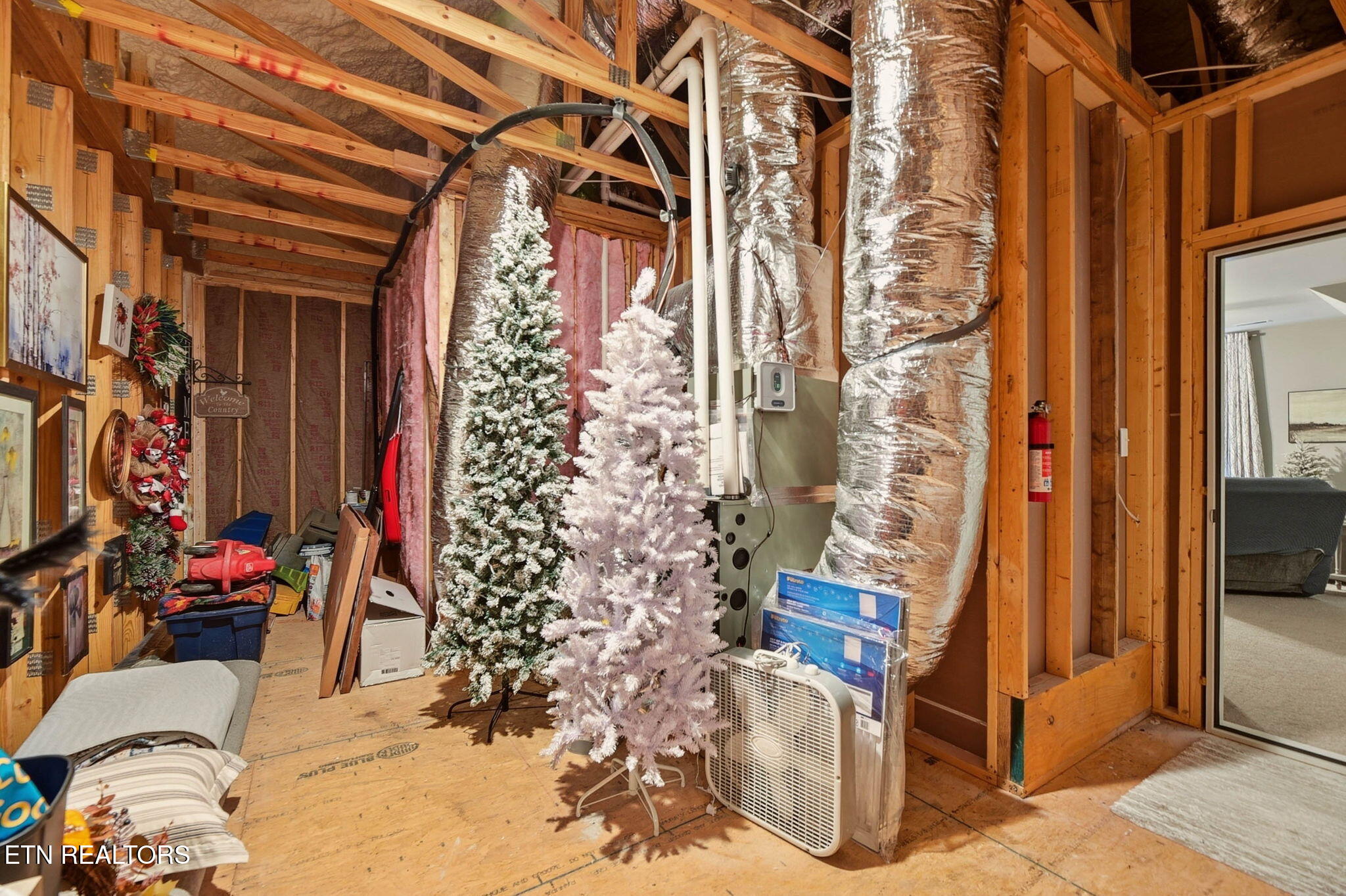 12142 Signal View Road Knoxville, TN 37932 - Photo 40 of 48 40-web-or-mls-SgnlVw12142 (143)