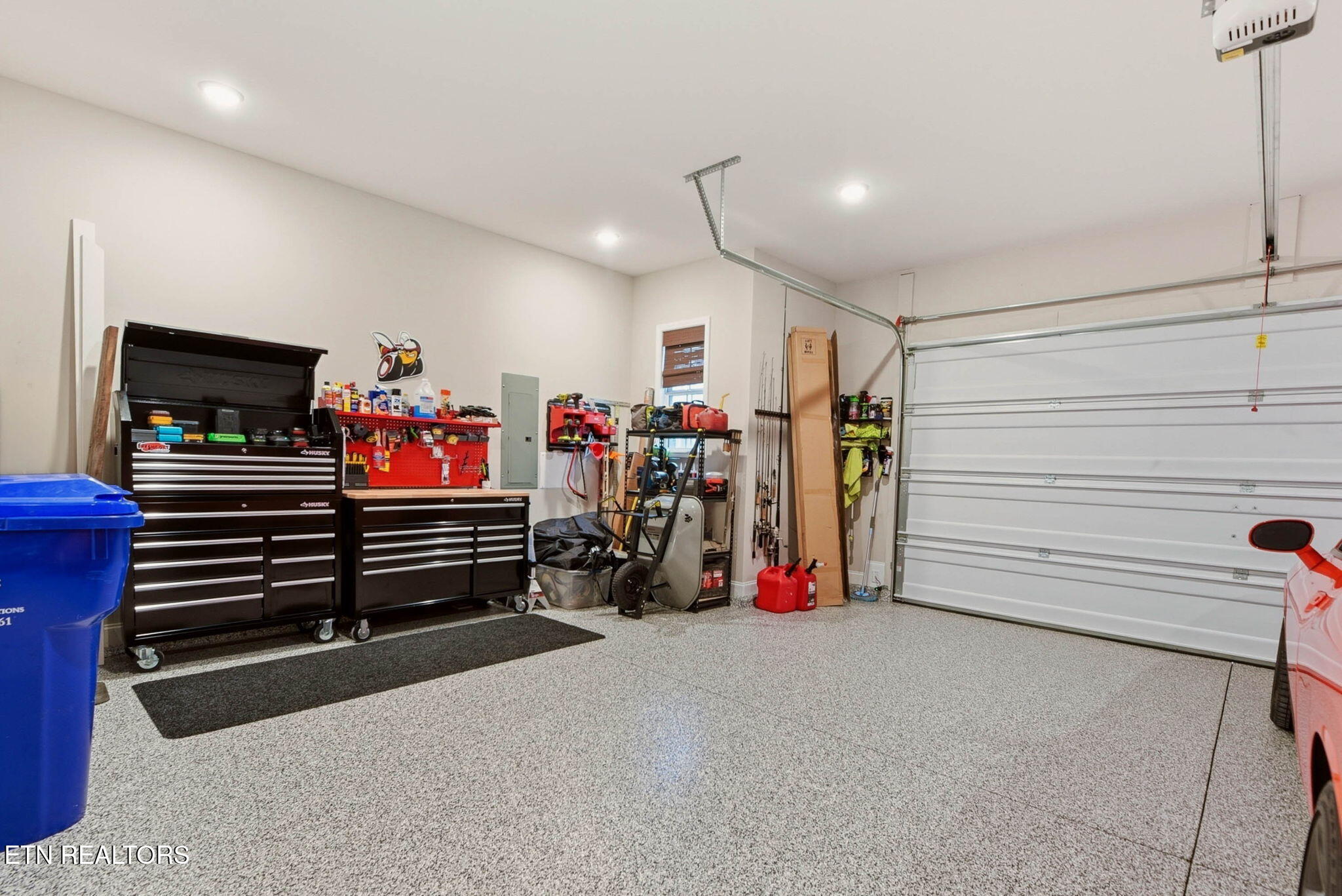 12142 Signal View Road Knoxville, TN 37932 - Photo 42 of 48 42-web-or-mls-SgnlVw12142 (113)