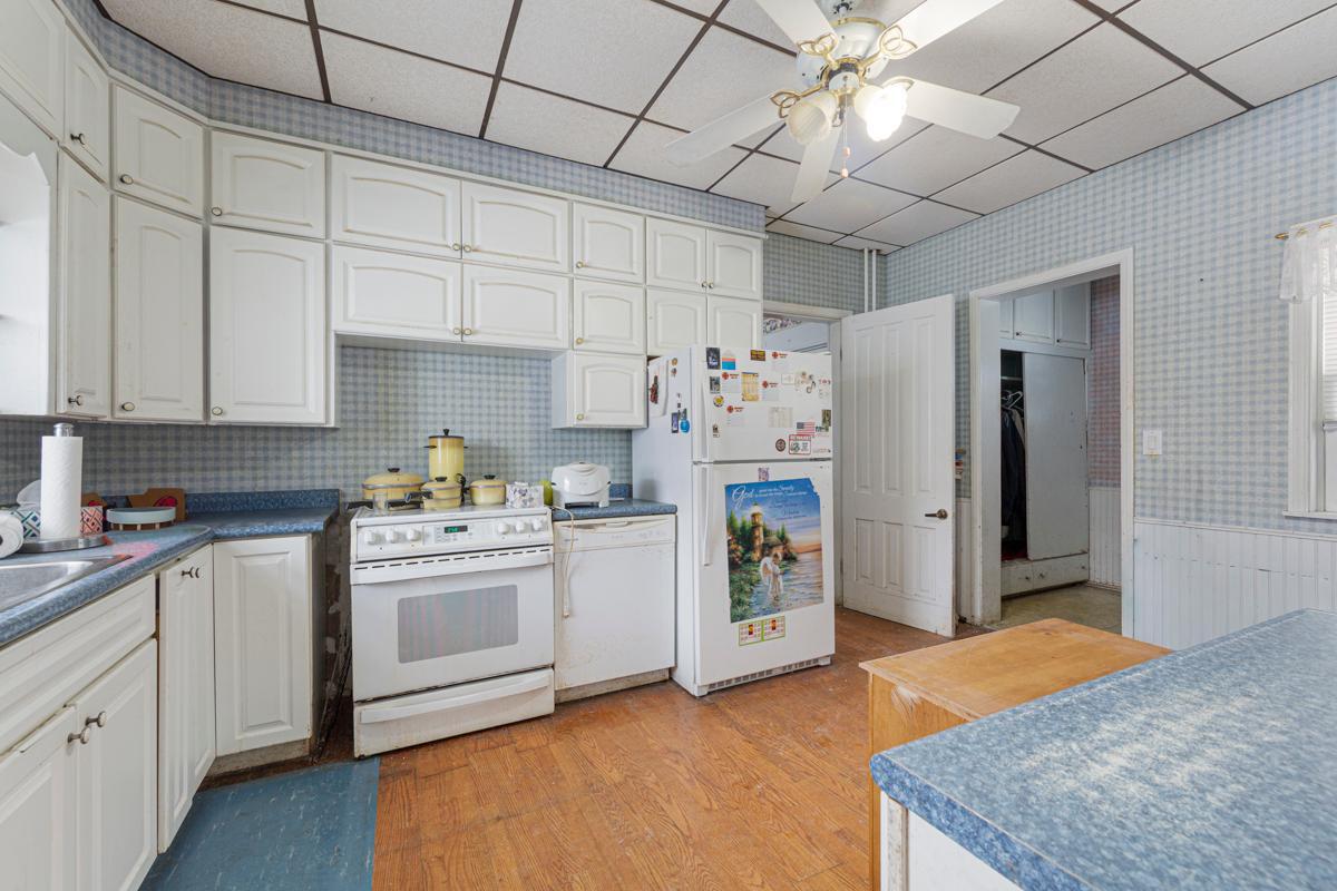 205 2nd Street Southwest Pine Island, MN 55963 - Photo 16 of 42