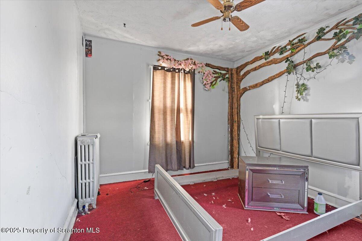 705 Landis Street Scranton, PA 18504 - Photo 16 of 35 16-Second Floor Bedroom One