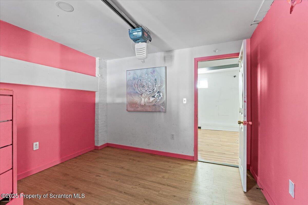 705 Landis Street Scranton, PA 18504 - Photo 23 of 35 25-First Floor Bedroom One