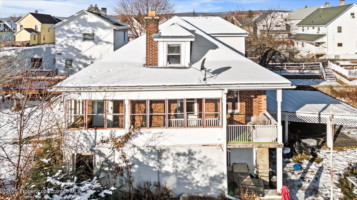 705 Landis Street Scranton, PA 18504 - Photo 5 of 35 04-DJI_20251209092922_0998_D