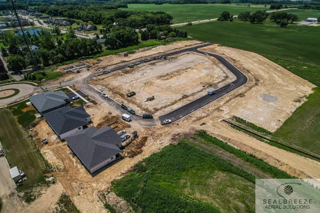 $395,000 | 2039 Isabella Lane, Minooka, IL 60447