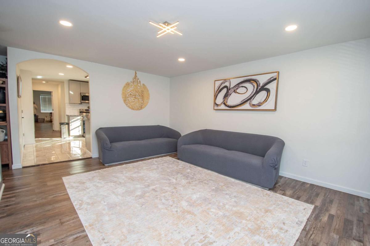 427 Fling Road LaGrange, GA 30240 - Photo 7 of 49