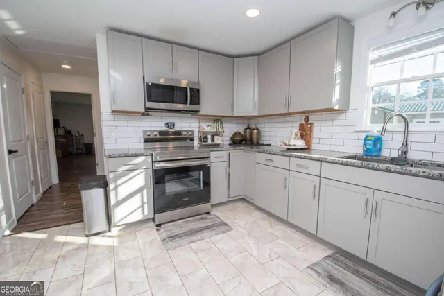 $415,000 | 427 Fling Road, LaGrange, GA 30240