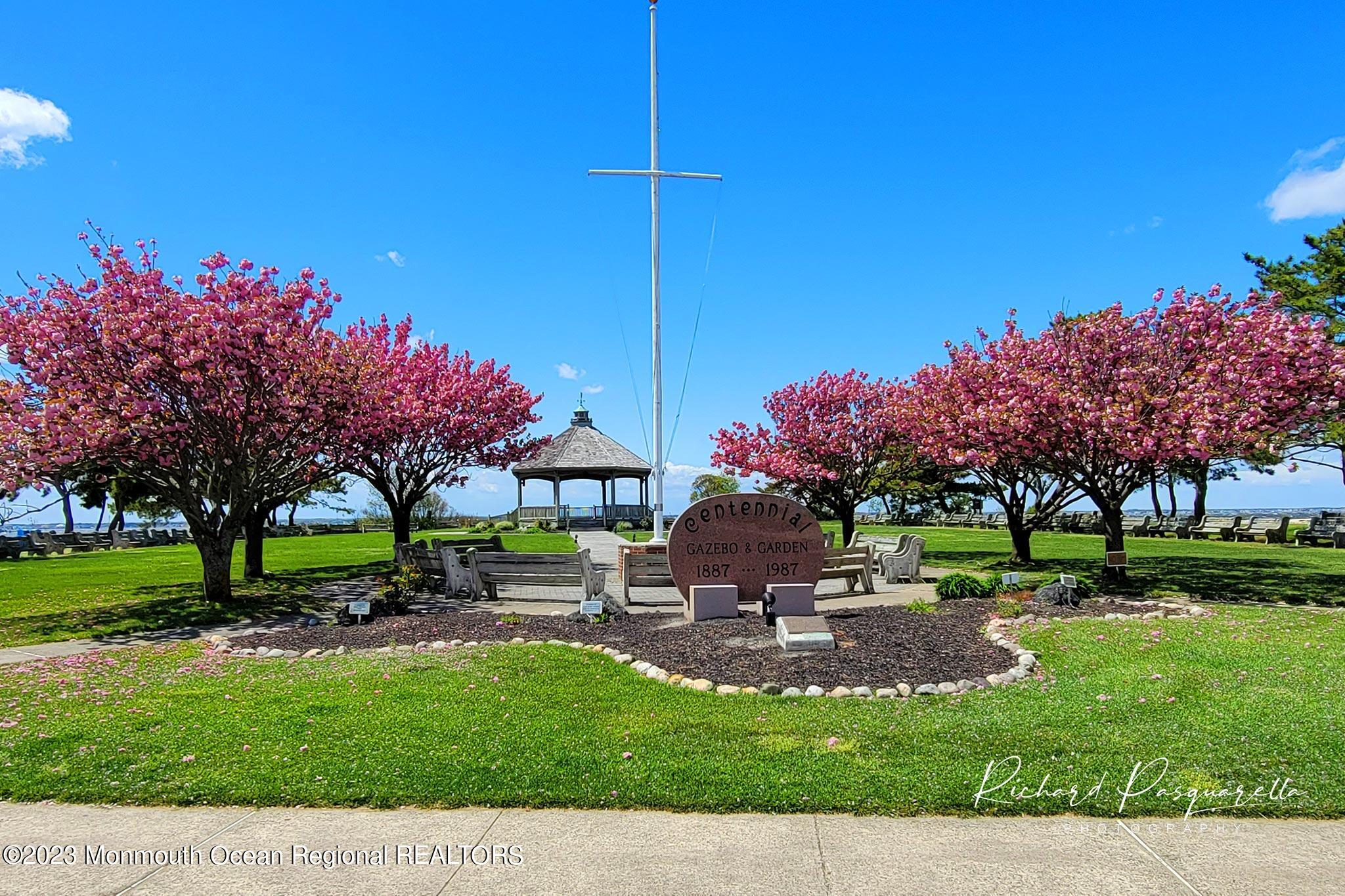 902 Oceanfront Lavallette, NJ 08735 - Photo 19 of 21 42