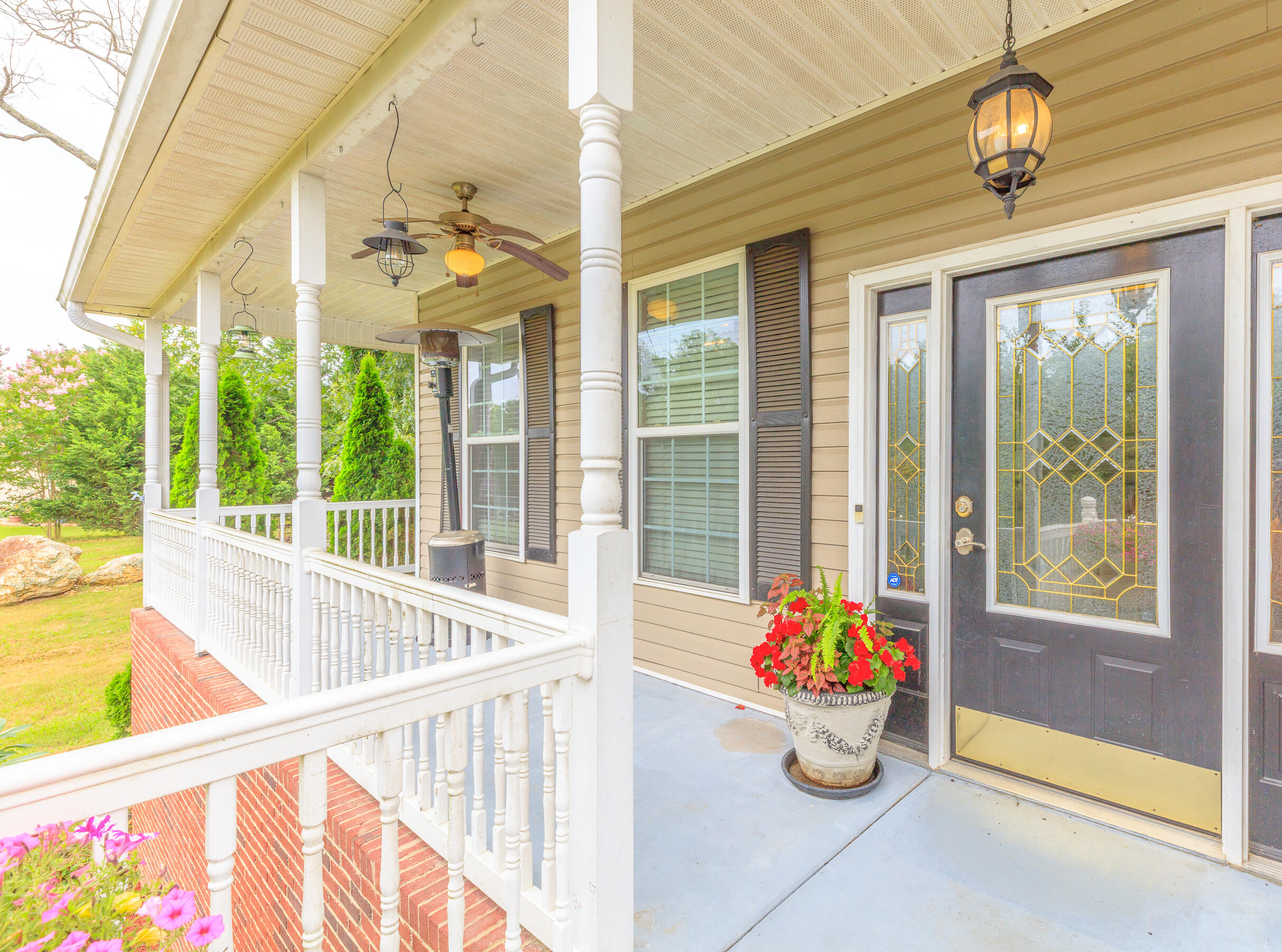 199 Falcons View Drive Ringgold, GA 30736 - Photo 2 of 54 199 Falcons View HD-12