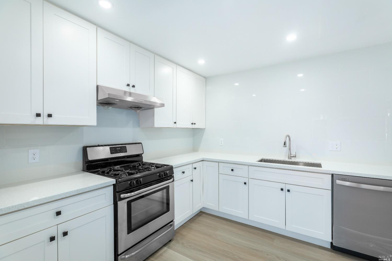 1330 Avon Way Fairfield, CA 94533 - Photo 32 of 48