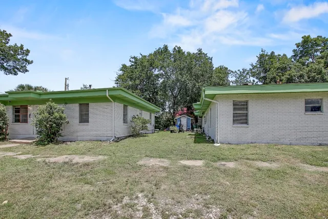 $399,000 | 401 Branch Street, Taylor, TX 76574