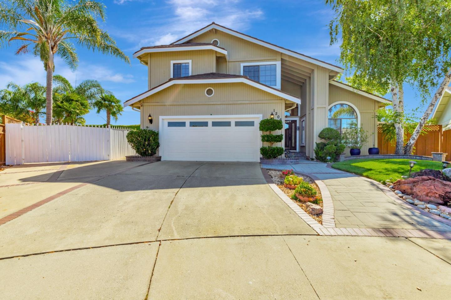 1206 Sycamore Court Gilroy, CA 95020 - Photo 2 of 44