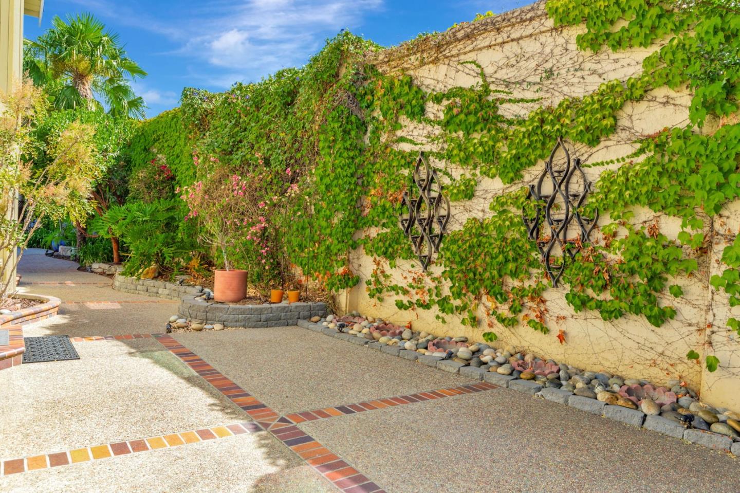 1206 Sycamore Court Gilroy, CA 95020 - Photo 23 of 44