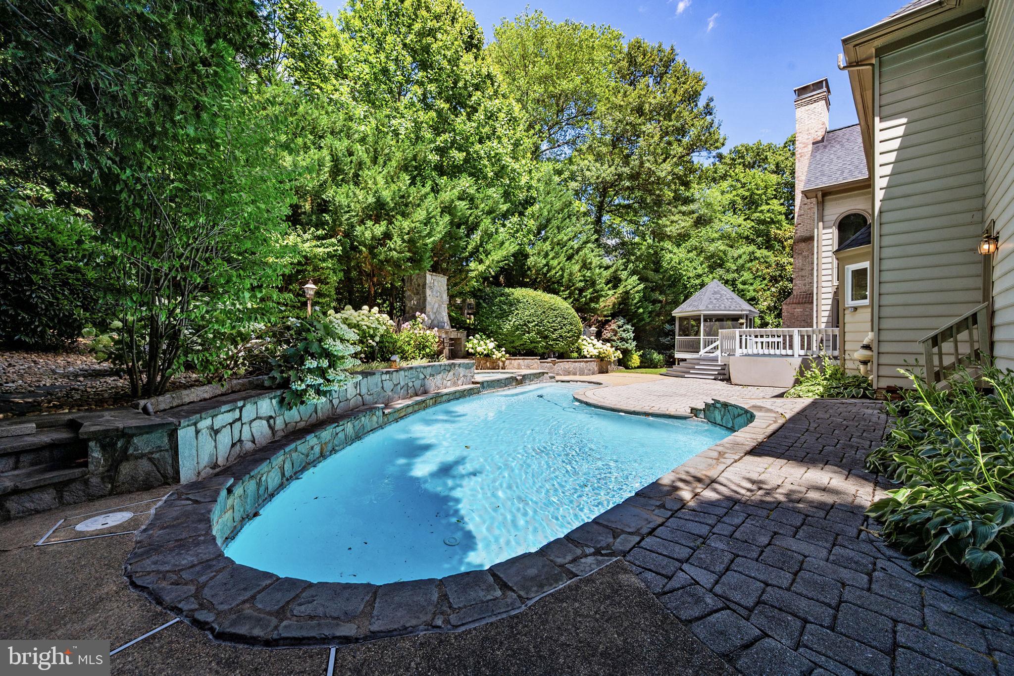 1256 New Bedford Lane Reston, VA 20194 - Photo 123 of 128