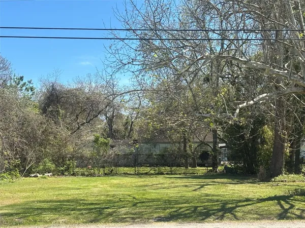 $40,000 | 908 Chestnut Street, La Marque, TX 77568