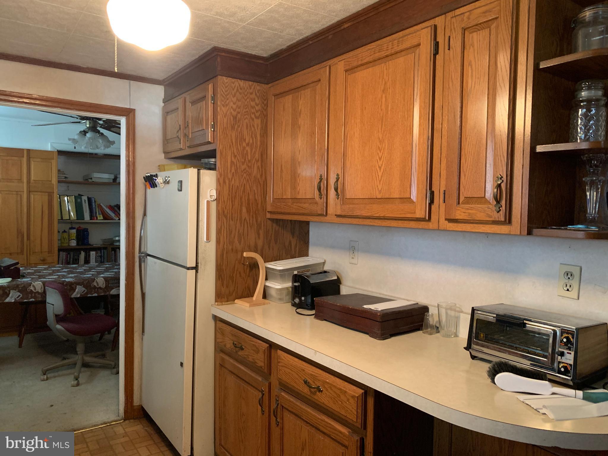 2213 Bridgewater Road Aston, PA 19014 - Photo 5 of 20