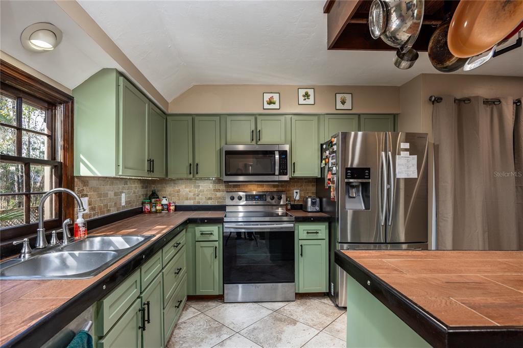 5206 Southwest 86 Terrace Gainesville, FL 32608 - Photo 16 of 37