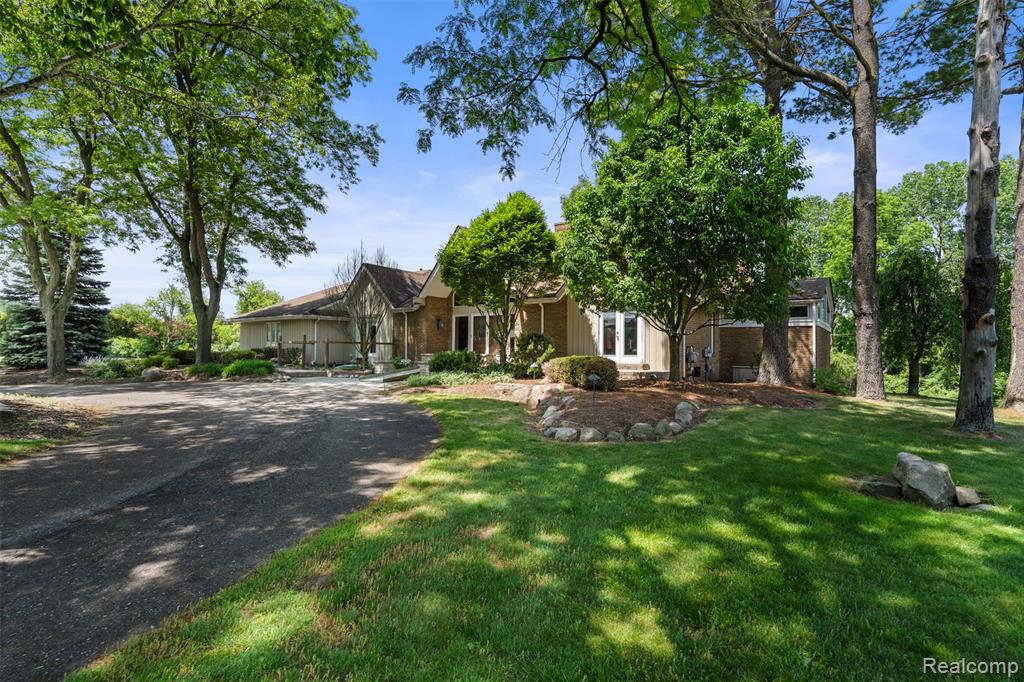 47915 Six Mile Road Northville, MI 48168 - Photo 13 of 15