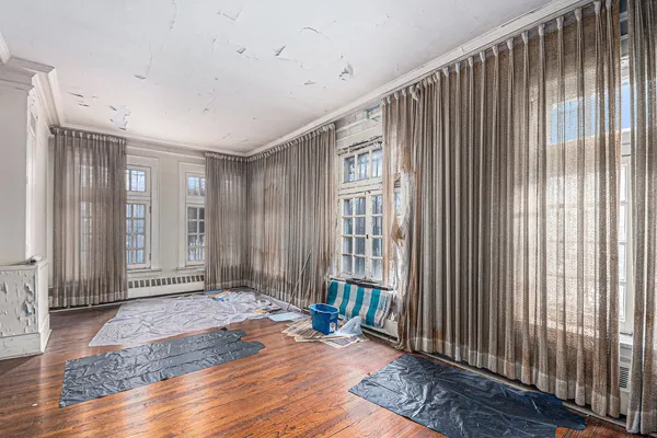 $979,000 | 4959 South Greenwood Avenue, Chicago, IL 60615