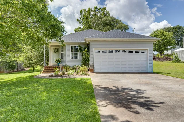 $239,900 | 2109 Rolling Green Road, Anderson, SC 29621