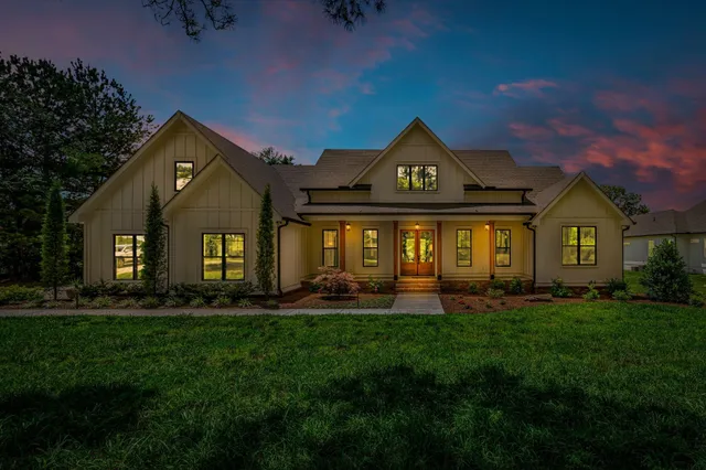 $1,050,000 | 445 Old Pond Lane, Dickson, TN 37055