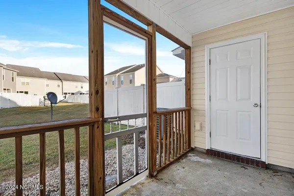 $1,600 | 413 Caldwell Loop, Jacksonville, NC 28546