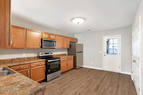 $1,600 | 413 Caldwell Loop, Jacksonville, NC 28546