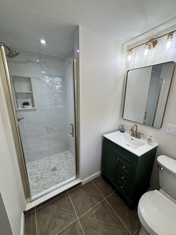 437 Salisbury Street Worcester, MA 01609 - Photo 15 of 36