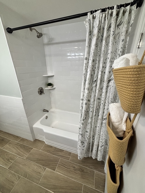 437 Salisbury Street Worcester, MA 01609 - Photo 20 of 36