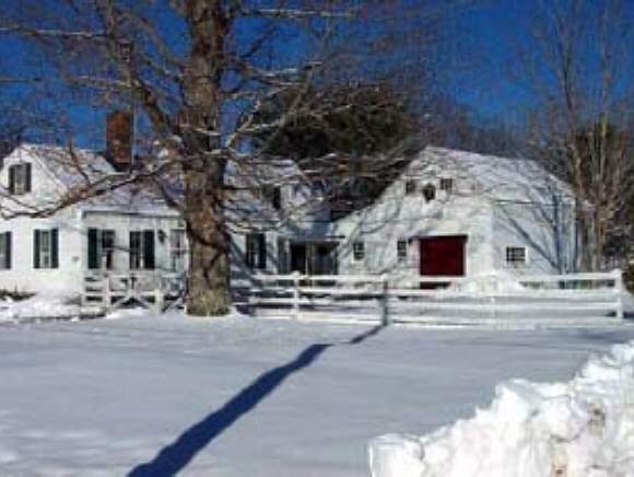 235 Middle Road Tuftonboro, NH 03816 - Photo 1 of 5