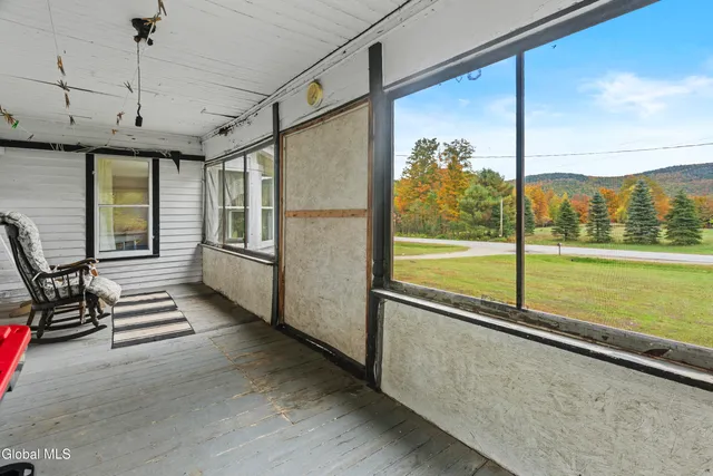 $250,000 | 95 Lane Road, Chester, NY 12853