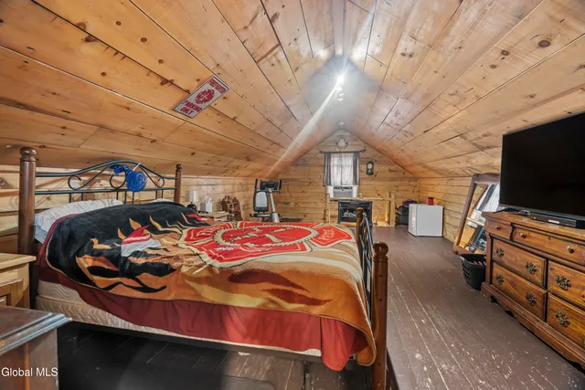 $250,000 | 95 Lane Road, Chester, NY 12853