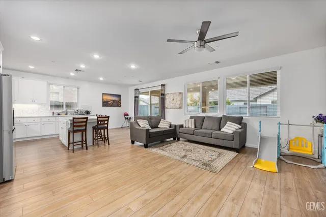 $450,000 | Undisclosed Address, Bakersfield, CA 93314