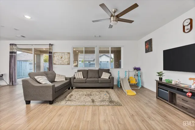 $450,000 | Undisclosed Address, Bakersfield, CA 93314