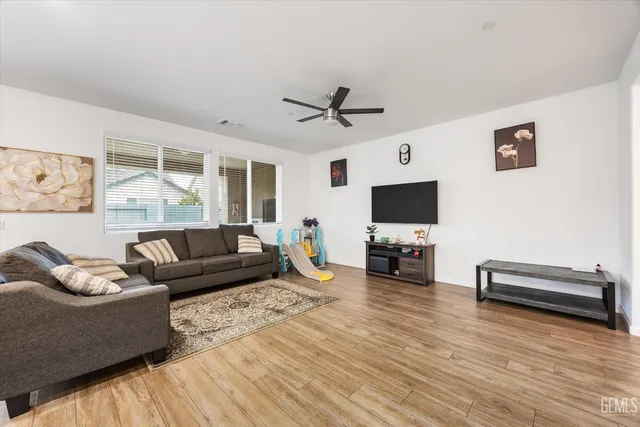 $450,000 | Undisclosed Address, Bakersfield, CA 93314