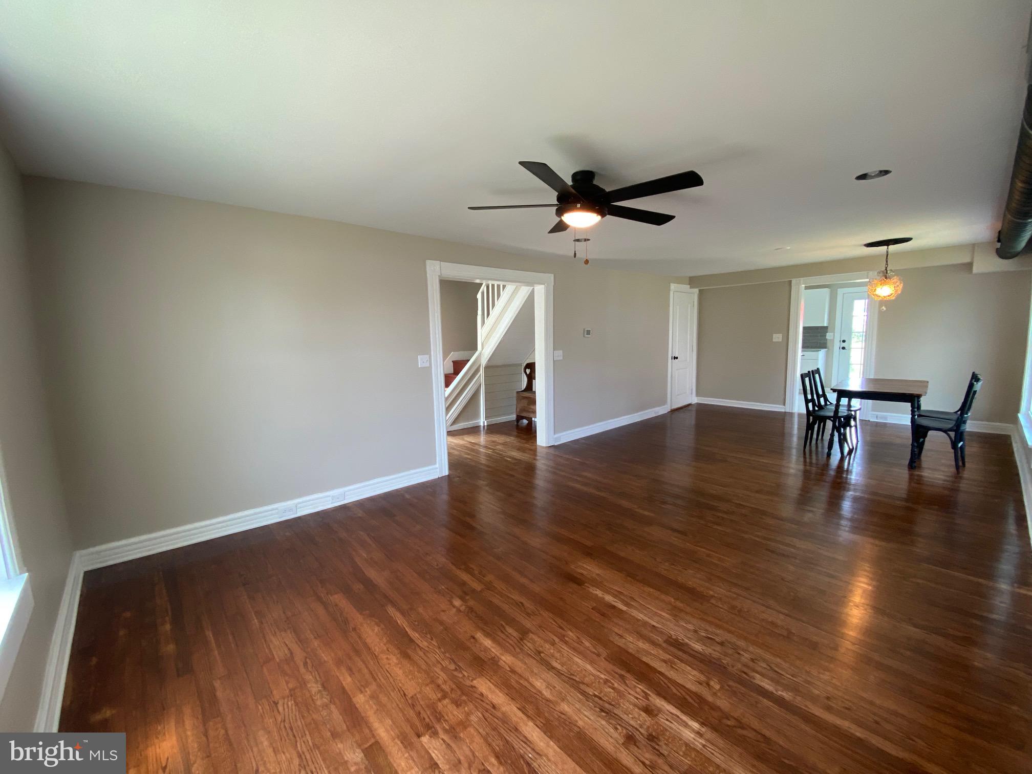 203 Caroline Avenue Ridgely, MD 21660 - Photo 13 of 30 Living Room