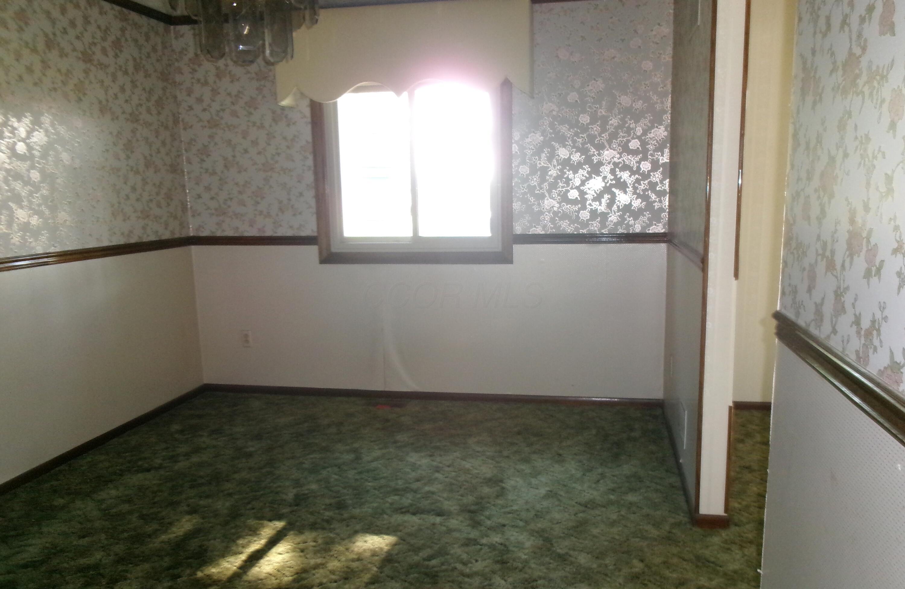 6670 Ridpath Road Grove City, OH 43123 - Photo 7 of 30 Dining room