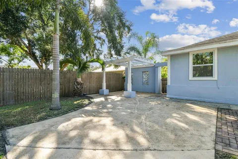 $565,000 | 735 2nd Street North, Safety Harbor, FL 34695