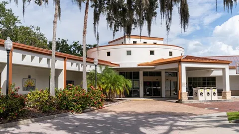 $565,000 | 735 2nd Street North, Safety Harbor, FL 34695