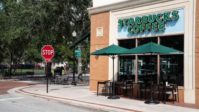 $589,000 | 735 2nd Street North, Safety Harbor, FL 34695