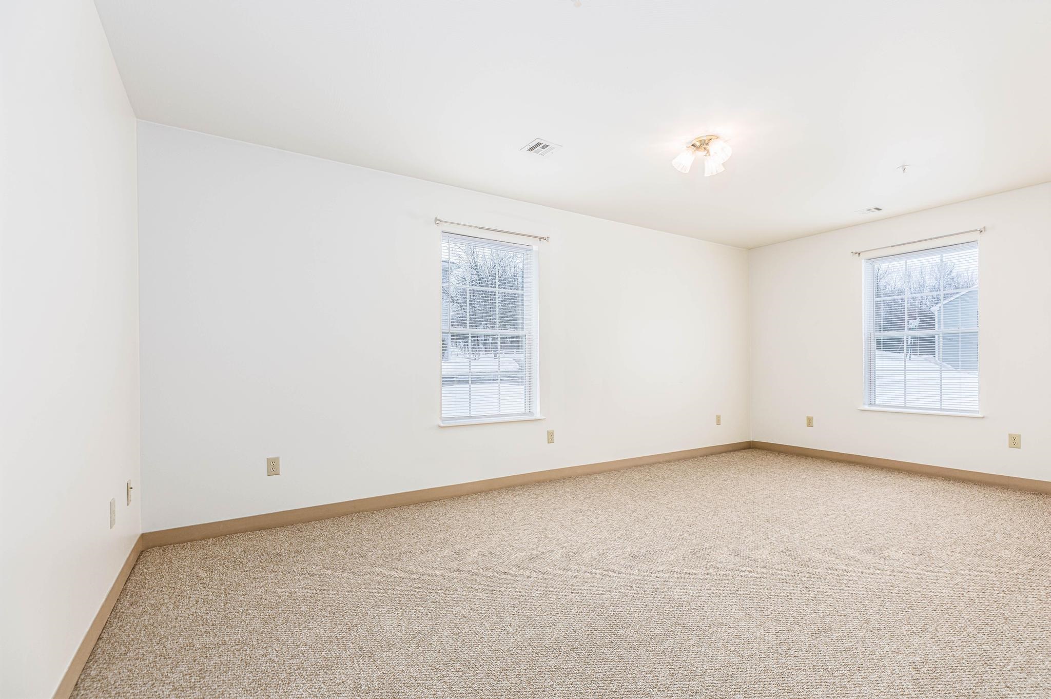 8 Tampa Drive, Unit A1 Rochester, NH 03867 - Photo 13 of 29