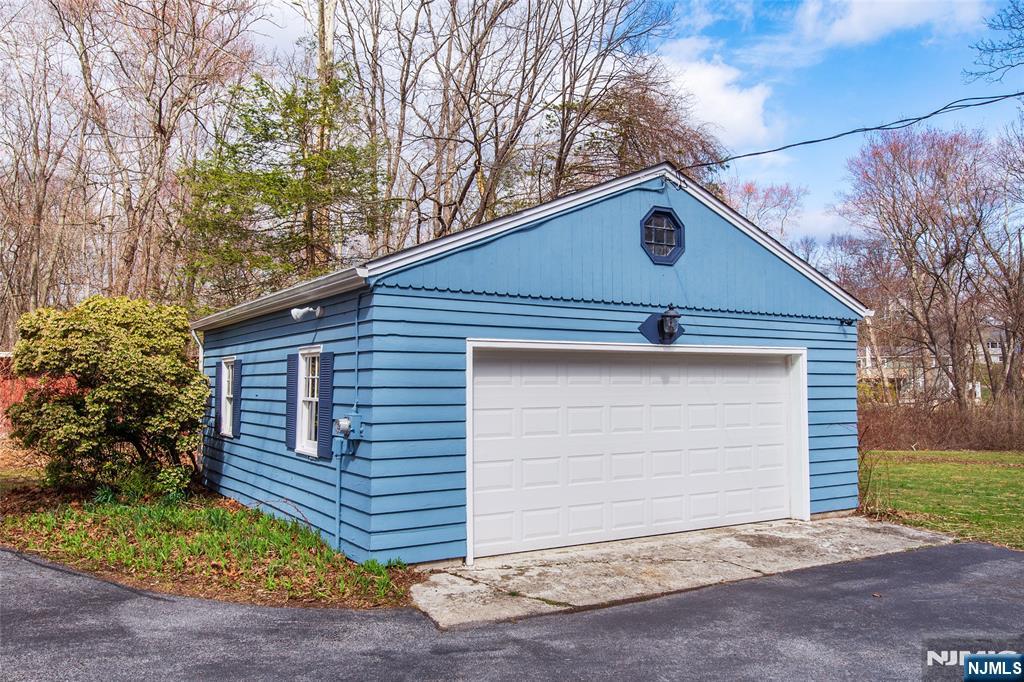 7 Stempert Road Branchville, NJ 07826 - Photo 26 of 36