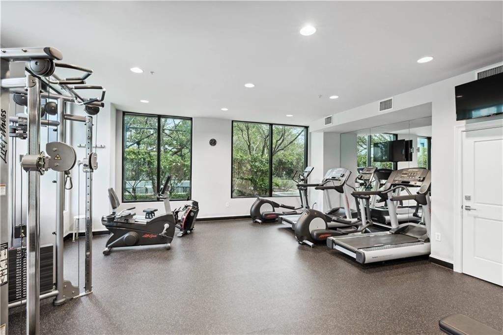 2828 Peachtree Road Northwest, Unit 1204 Atlanta, GA 30305 - Photo 45 of 48