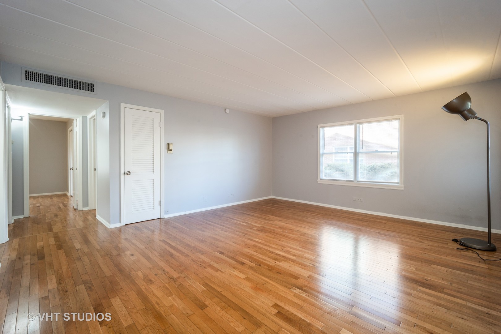 2818 Dundee Road, Unit 3A Northbrook, IL 60062 - Photo 3 of 12